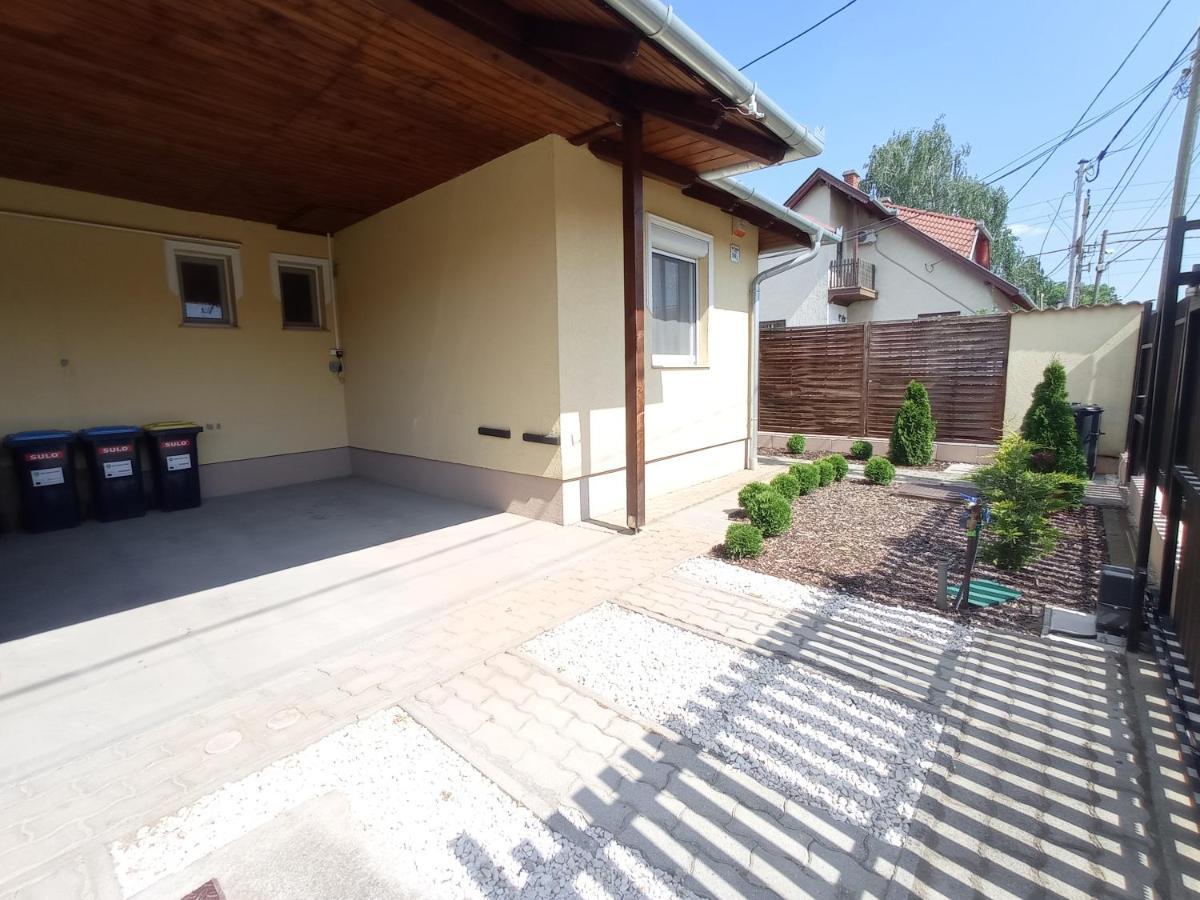 Budapest Airport Apartment Eksteriør bilde