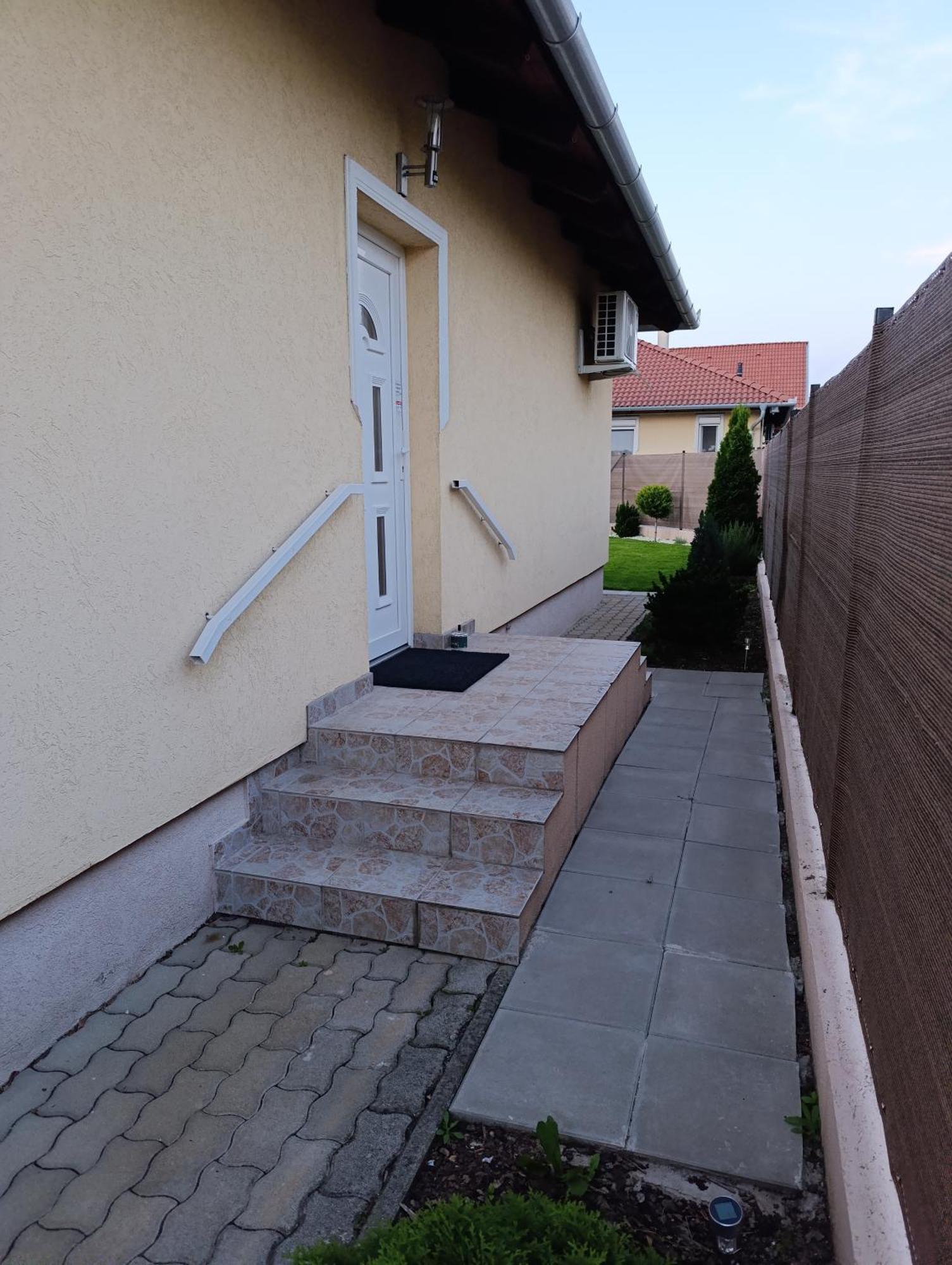 Budapest Airport Apartment Eksteriør bilde